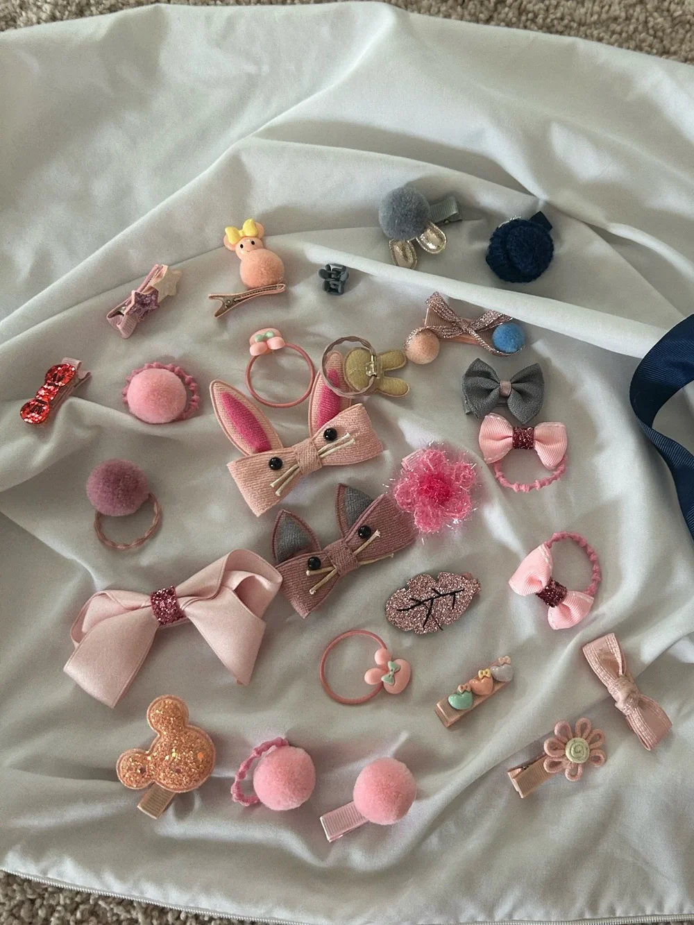 Little girl’s hair accessories 26 pc